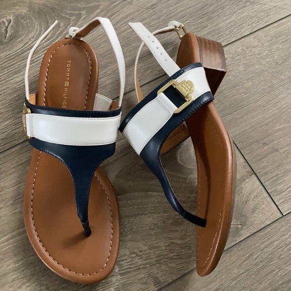 tommy hilfiger keely thong sandals